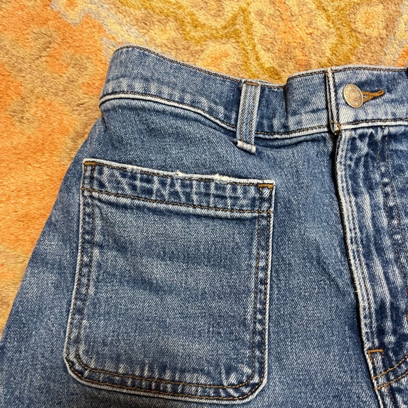 Madewell The Denim Elliot Dark Patch Pocket Jean Shorts - Picture 9 of 15